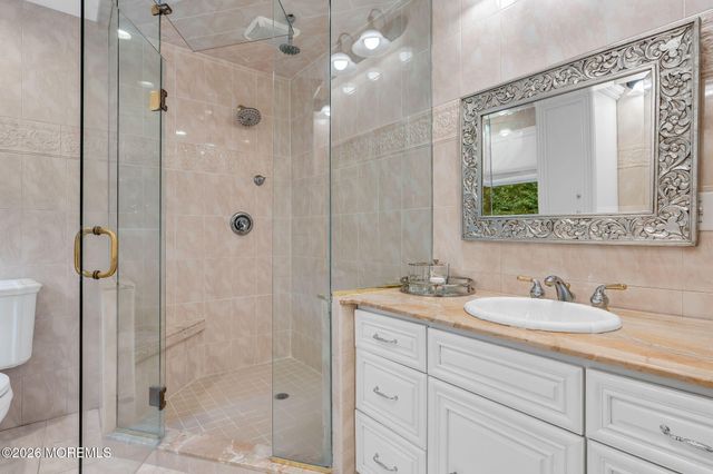 20 Mahoras Drive, Ocean Twp, NJ 07712