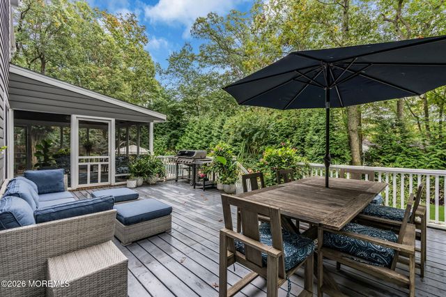 20 Mahoras Drive, Ocean Twp, NJ 07712