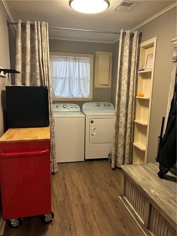 580 ELMUS PAUL Road, Pineville, LA 71360