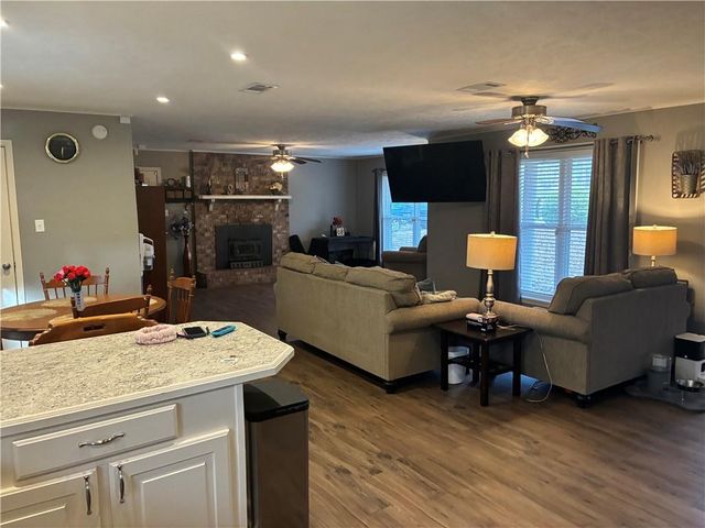 580 ELMUS PAUL Road, Pineville, LA 71360