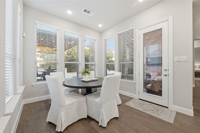 1036 Cabinside Drive, Roanoke, TX 76262