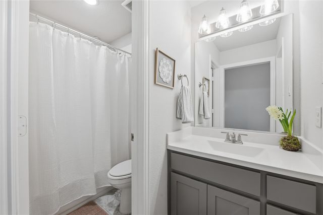 1036 Cabinside Drive, Roanoke, TX 76262