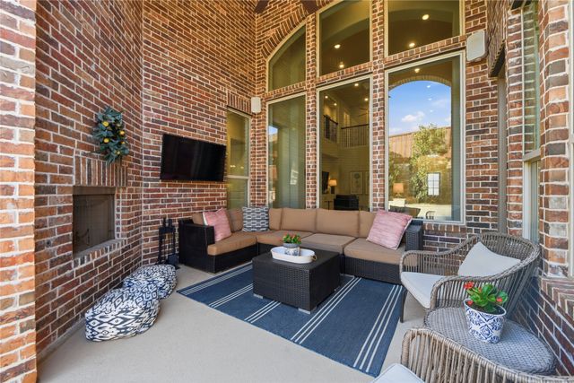 1036 Cabinside Drive, Roanoke, TX 76262