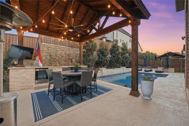 1036 Cabinside Drive, Roanoke, TX 76262