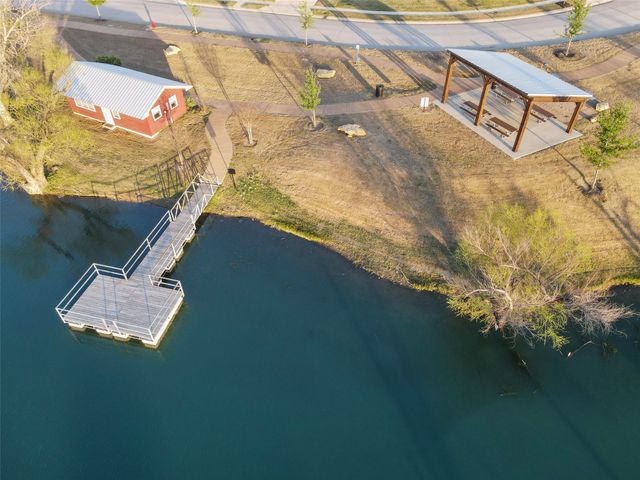 1036 Cabinside Drive, Roanoke, TX 76262