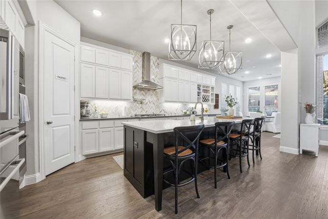 1036 Cabinside Drive, Roanoke, TX 76262