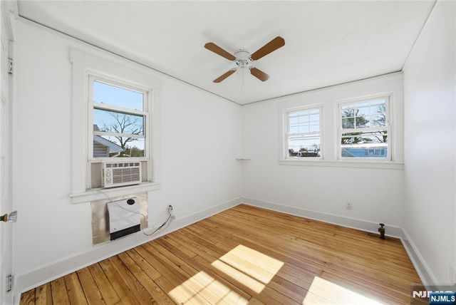 155 W Clinton Avenue, Bergenfield, NJ 07621