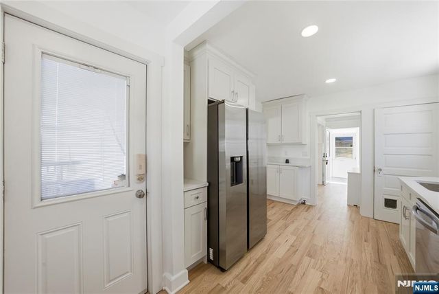 155 W Clinton Avenue, Bergenfield, NJ 07621