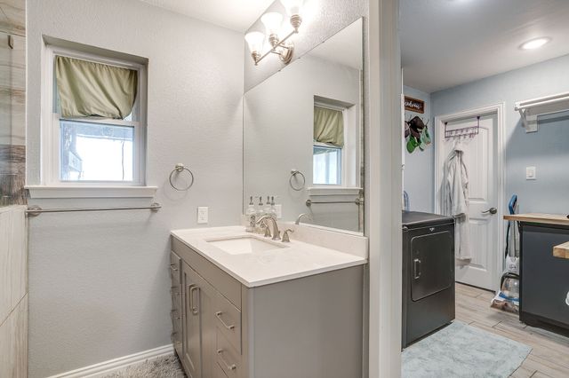 207 Trails End, Poolville, TX 76487