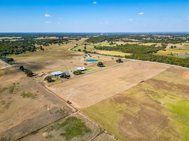 207 Trails End, Poolville, TX 76487
