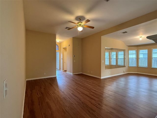 25 Azalea DR, Georgetown, TX 78626