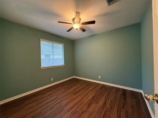 25 Azalea DR, Georgetown, TX 78626
