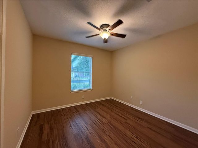25 Azalea DR, Georgetown, TX 78626