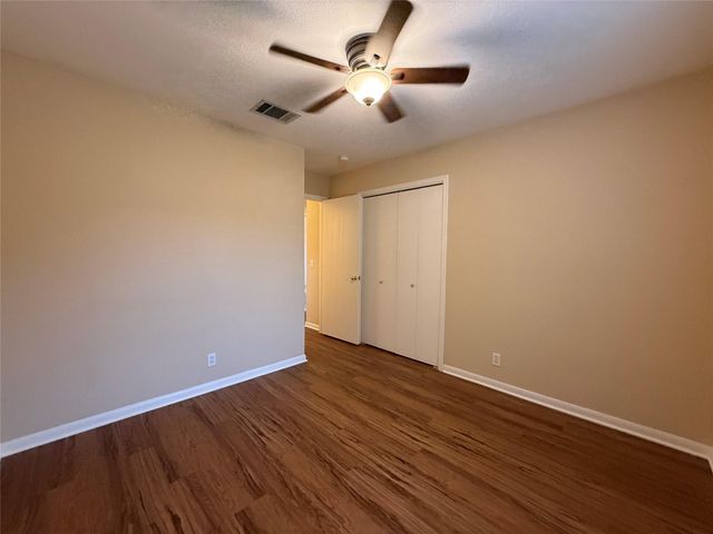 25 Azalea DR, Georgetown, TX 78626