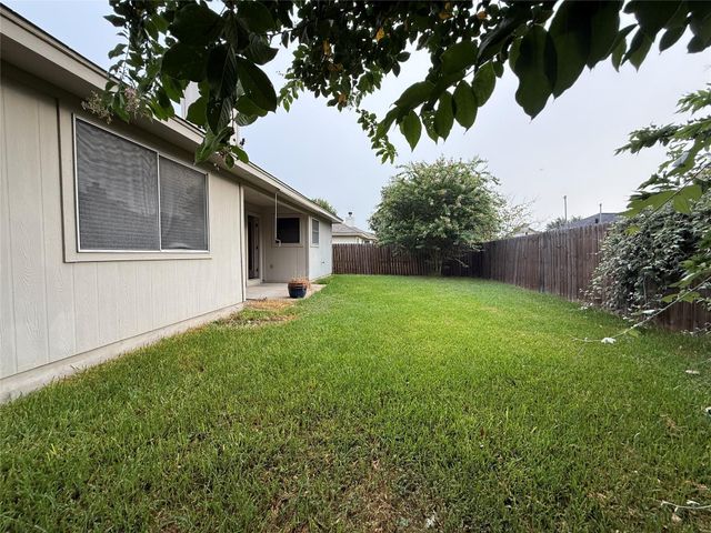 25 Azalea DR, Georgetown, TX 78626