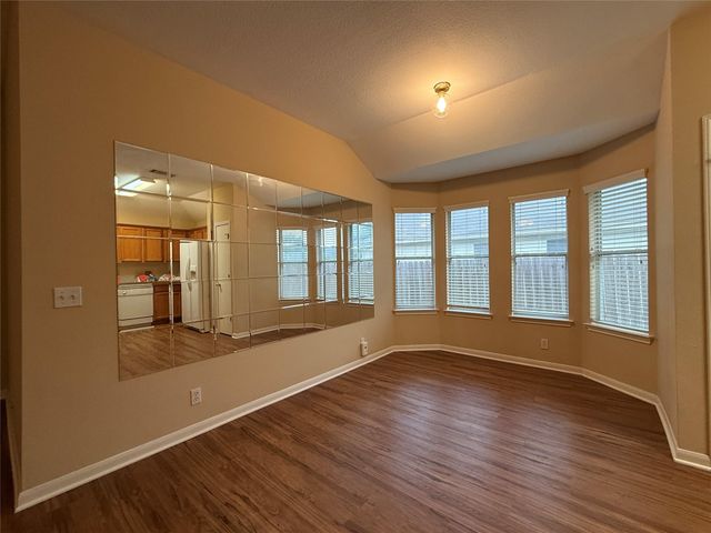 25 Azalea DR, Georgetown, TX 78626