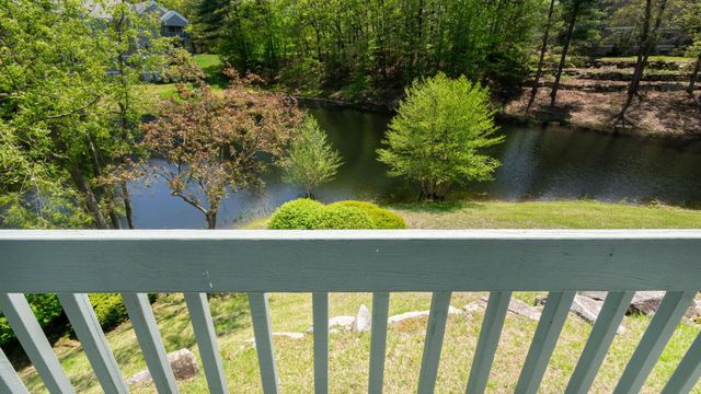 12 Ledgewood Hills Dr Apt 102, Nashua, NH 03062