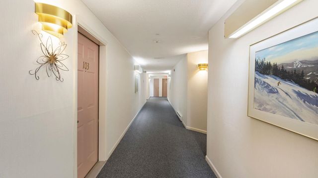 12 Ledgewood Hills Dr Apt 102, Nashua, NH 03062