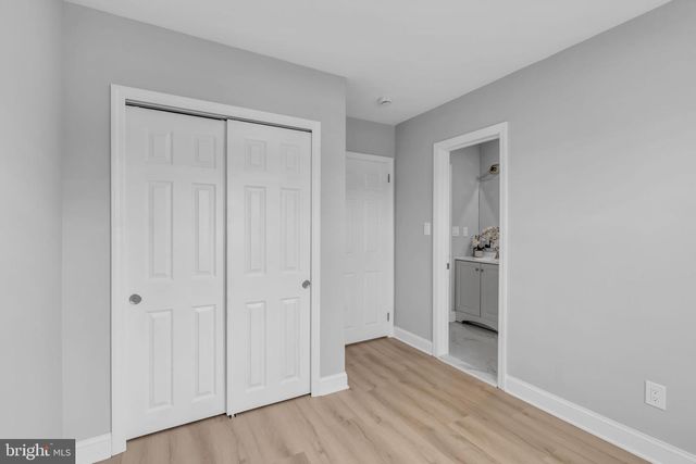 33 W 2ND ST, Burlington, NJ 08016