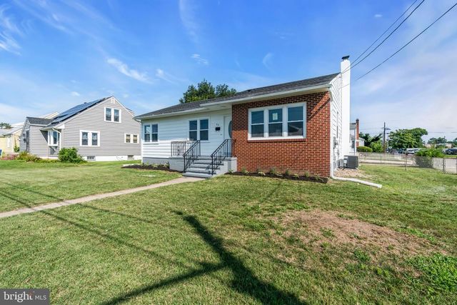 33 W 2ND ST, Burlington, NJ 08016