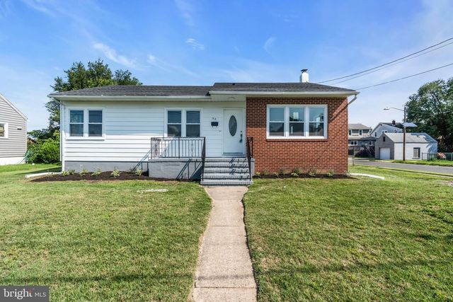 33 W 2ND ST, Burlington, NJ 08016