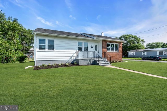 33 W 2ND ST, Burlington, NJ 08016