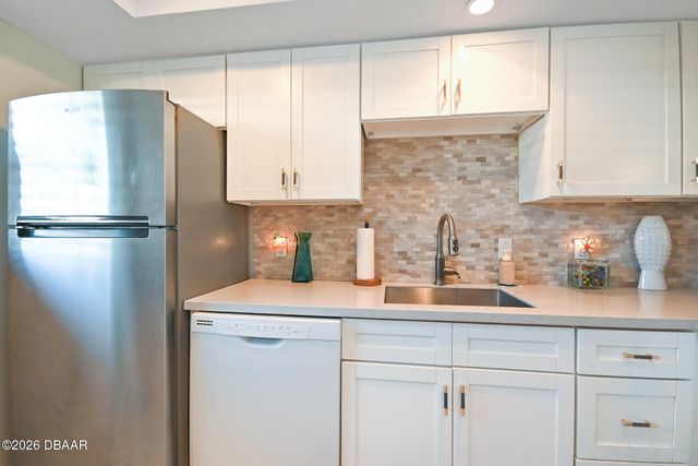 325 N Causeway N B102, New Smyrna Beach, FL 32169