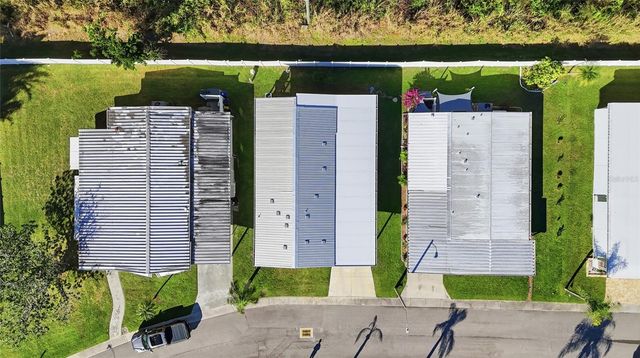 571 ORIENTAL POPPY DRIVE, Venice, FL 34293