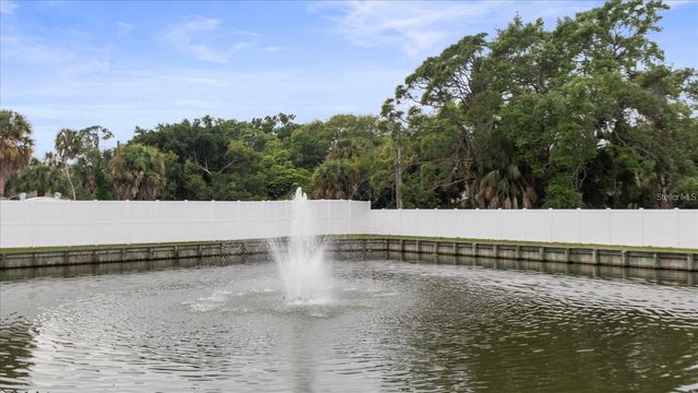 571 ORIENTAL POPPY DRIVE, Venice, FL 34293