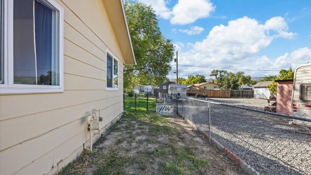 932 E Carolina Avenue, Fruita, CO 81521