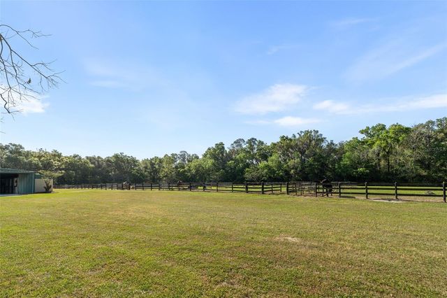 16525 SW 5TH PLACE, Newberry, FL 32669