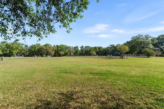 16525 SW 5TH PLACE, Newberry, FL 32669