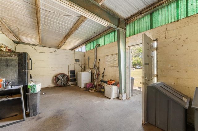 16525 SW 5TH PLACE, Newberry, FL 32669