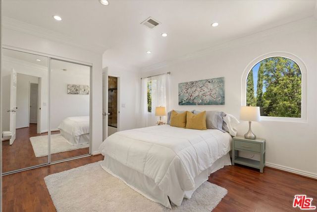 5216 Sale Avenue, Los Angeles, CA 91364