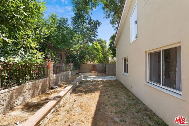 5216 Sale Avenue, Los Angeles, CA 91364