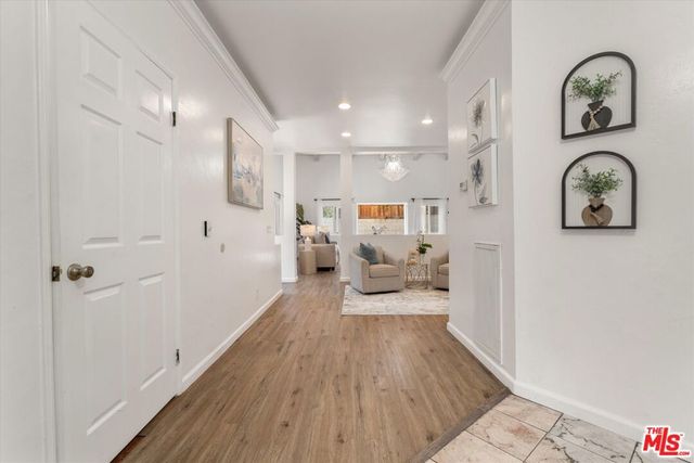 5216 Sale Avenue, Los Angeles, CA 91364