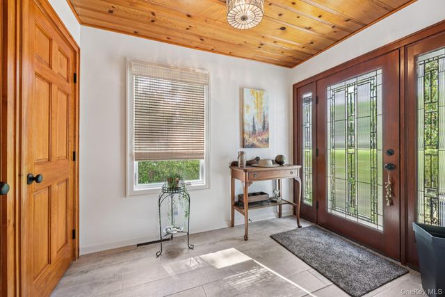 14 Woodlands Terrace, Greenwood Lake, NY 10925