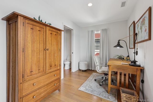 14 Woodlands Terrace, Greenwood Lake, NY 10925