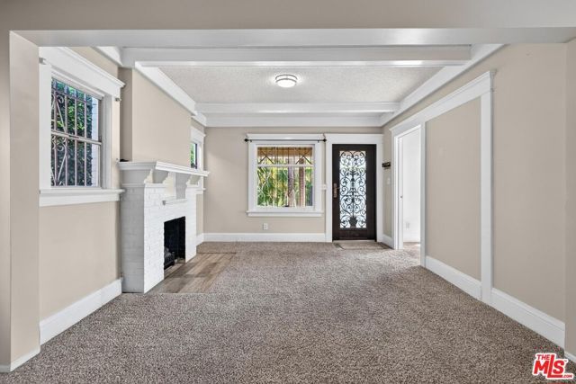 4431 S Wilton Place, Los Angeles, CA 90062