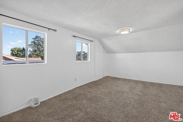 4431 S Wilton Place, Los Angeles, CA 90062