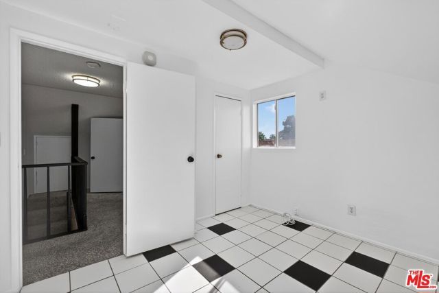 4431 S Wilton Place, Los Angeles, CA 90062