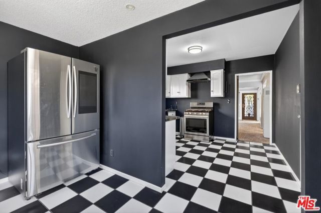 4431 S Wilton Place, Los Angeles, CA 90062