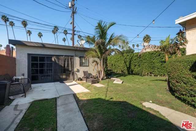 4431 S Wilton Place, Los Angeles, CA 90062