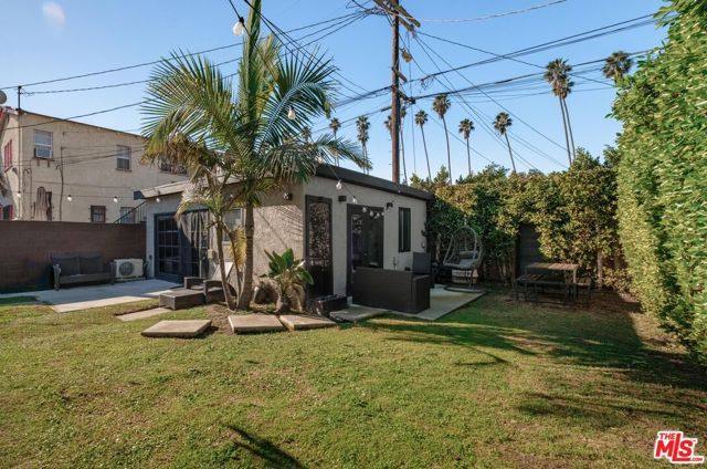 4431 S Wilton Place, Los Angeles, CA 90062