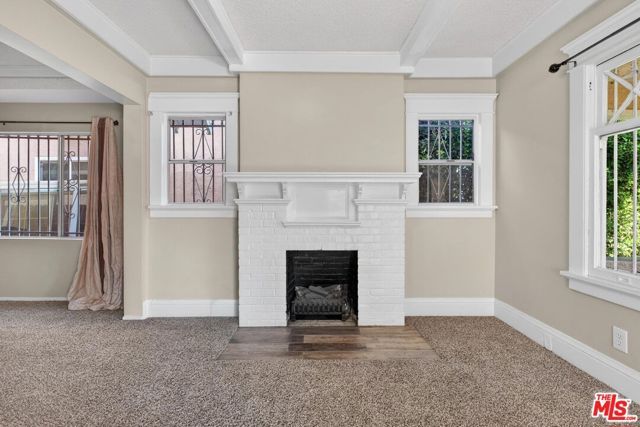 4431 S Wilton Place, Los Angeles, CA 90062