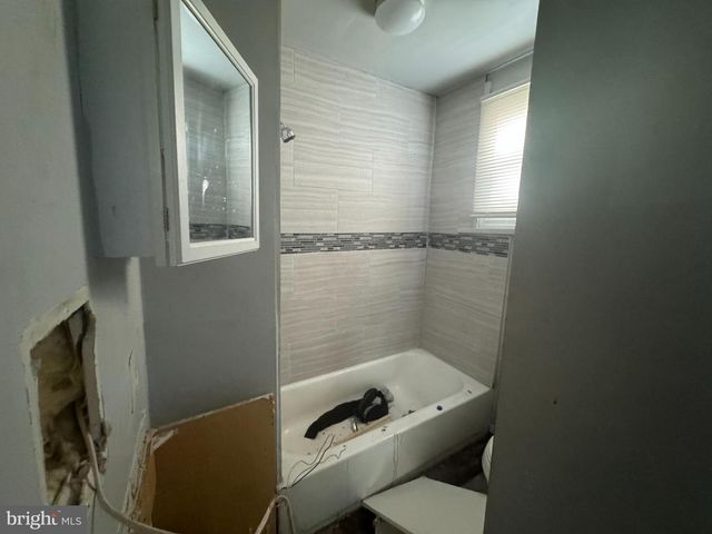 2918 D ST, Philadelphia, PA 19134