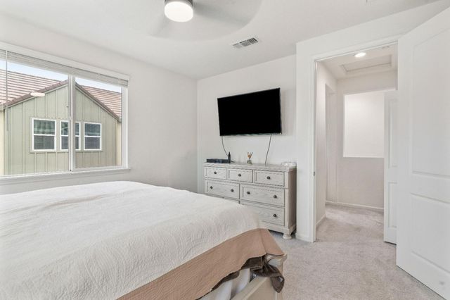 17353 Morning View Dr, Lathrop, CA 95330