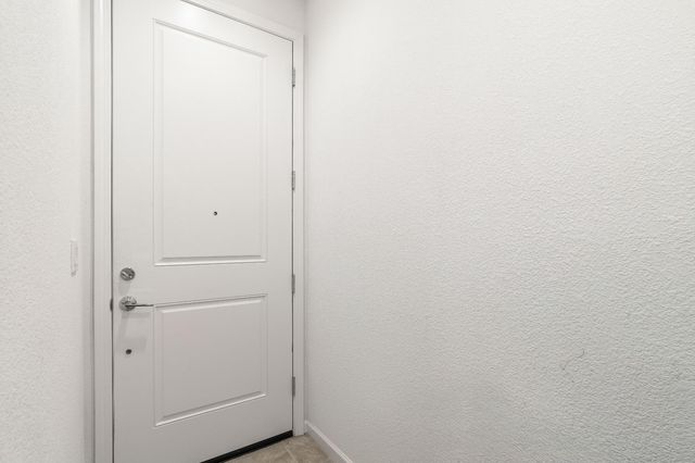 17353 Morning View Dr, Lathrop, CA 95330