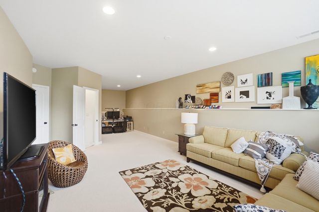 8515 Mallard Circle, Plain City, OH 43064