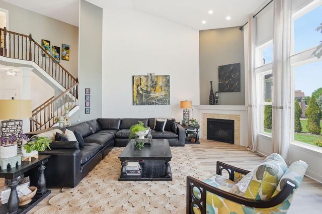 8515 Mallard Circle, Plain City, OH 43064